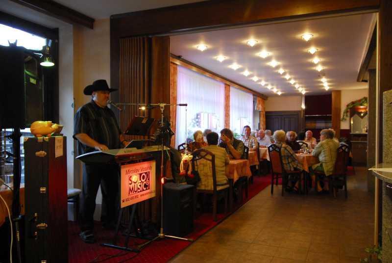 Hotel Prom Svoboda nad Úpou Extérieur photo